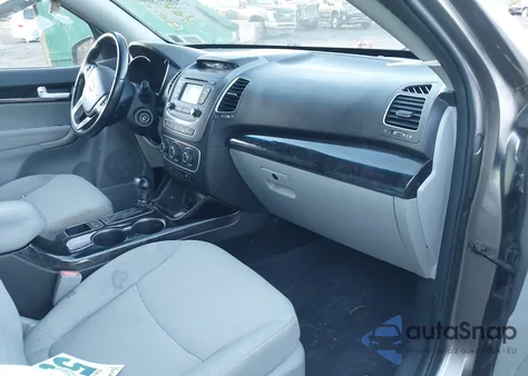 2015 Kia Sorento Lx from USA, damaged, VIN 5XYKTCA66FG593774